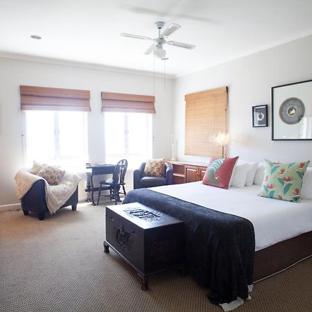 The Grosvenor Guest House & Self Catering ไซมอนส์ทาวน์ ภายนอก รูปภาพ