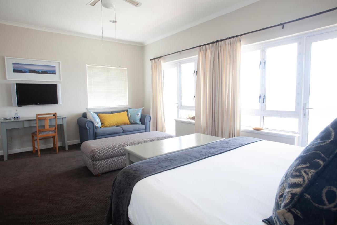 The Grosvenor Guest House & Self Catering ไซมอนส์ทาวน์ ภายนอก รูปภาพ