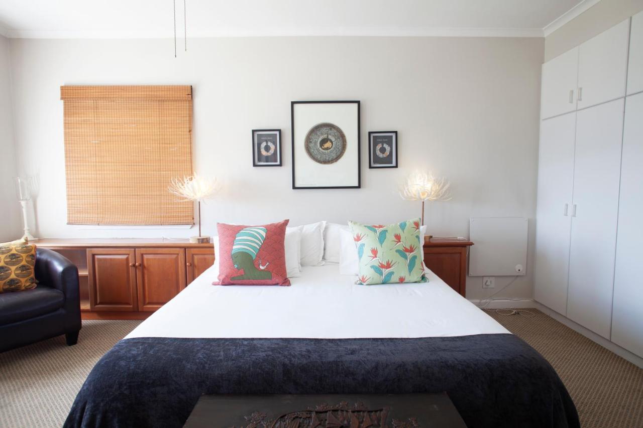 The Grosvenor Guest House & Self Catering ไซมอนส์ทาวน์ ภายนอก รูปภาพ