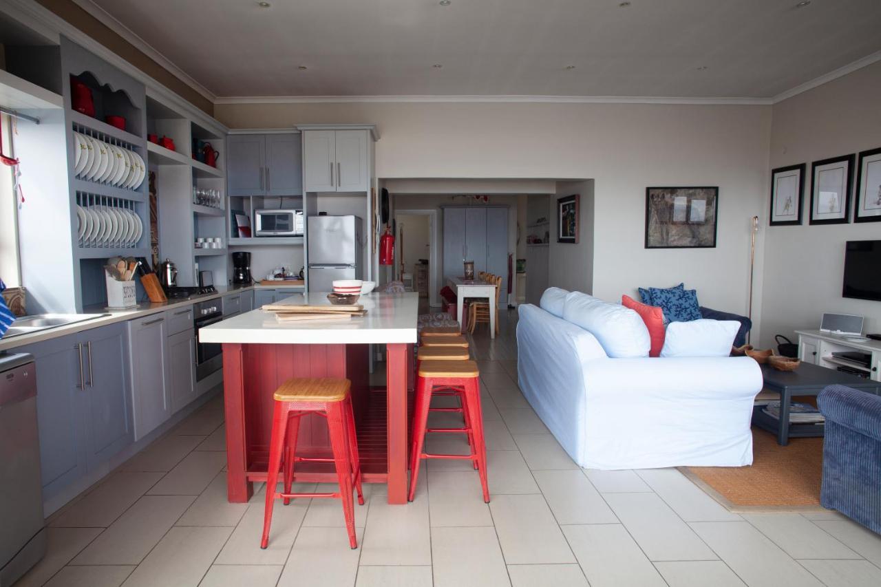 The Grosvenor Guest House & Self Catering ไซมอนส์ทาวน์ ภายนอก รูปภาพ