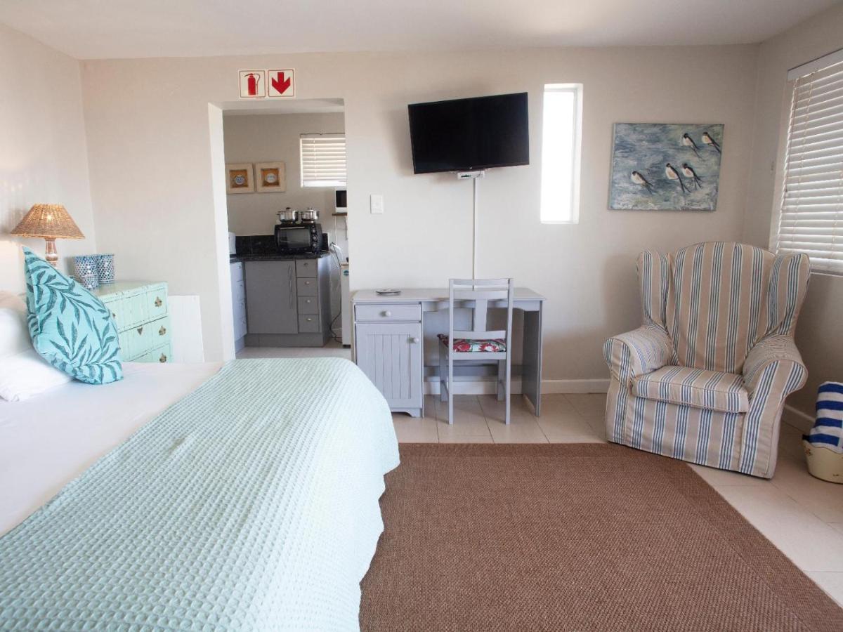 The Grosvenor Guest House & Self Catering ไซมอนส์ทาวน์ ภายนอก รูปภาพ