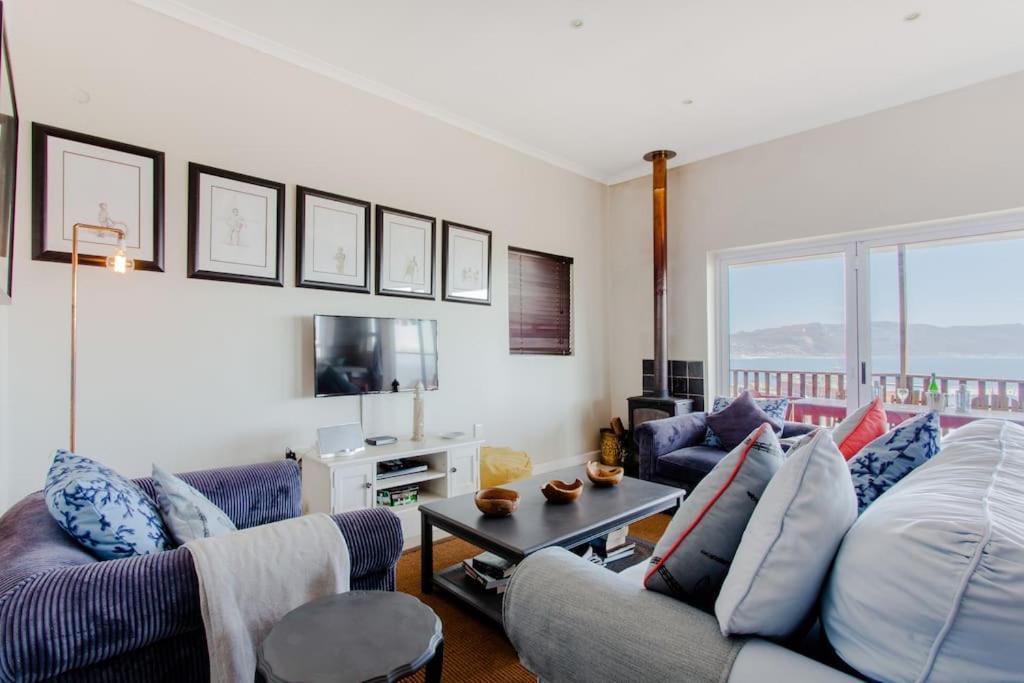 The Grosvenor Guest House & Self Catering ไซมอนส์ทาวน์ ภายนอก รูปภาพ