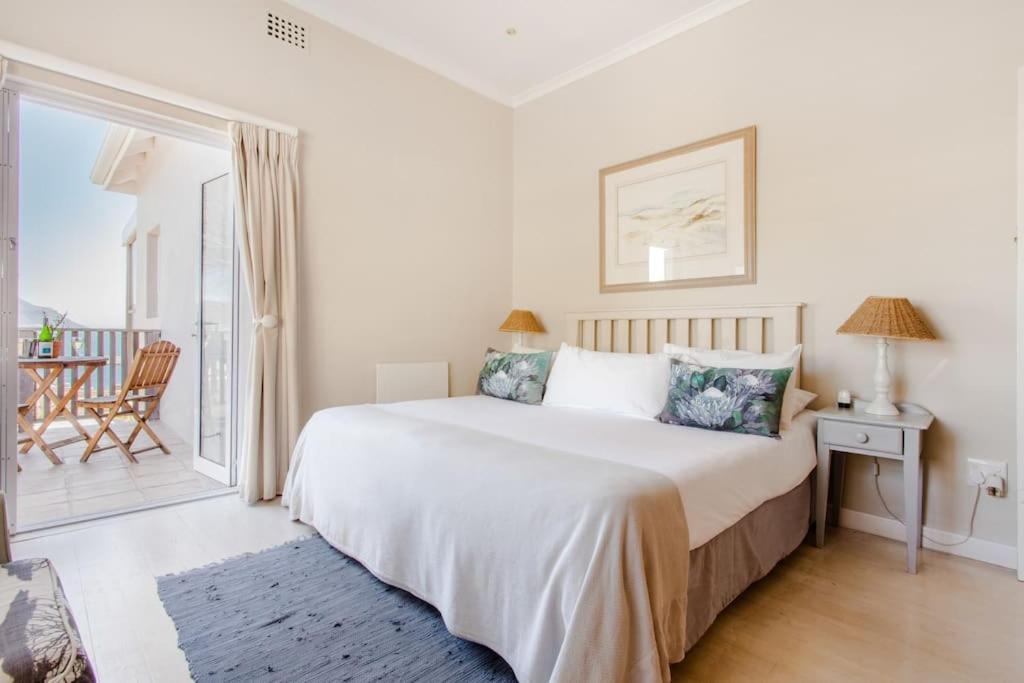 The Grosvenor Guest House & Self Catering ไซมอนส์ทาวน์ ภายนอก รูปภาพ